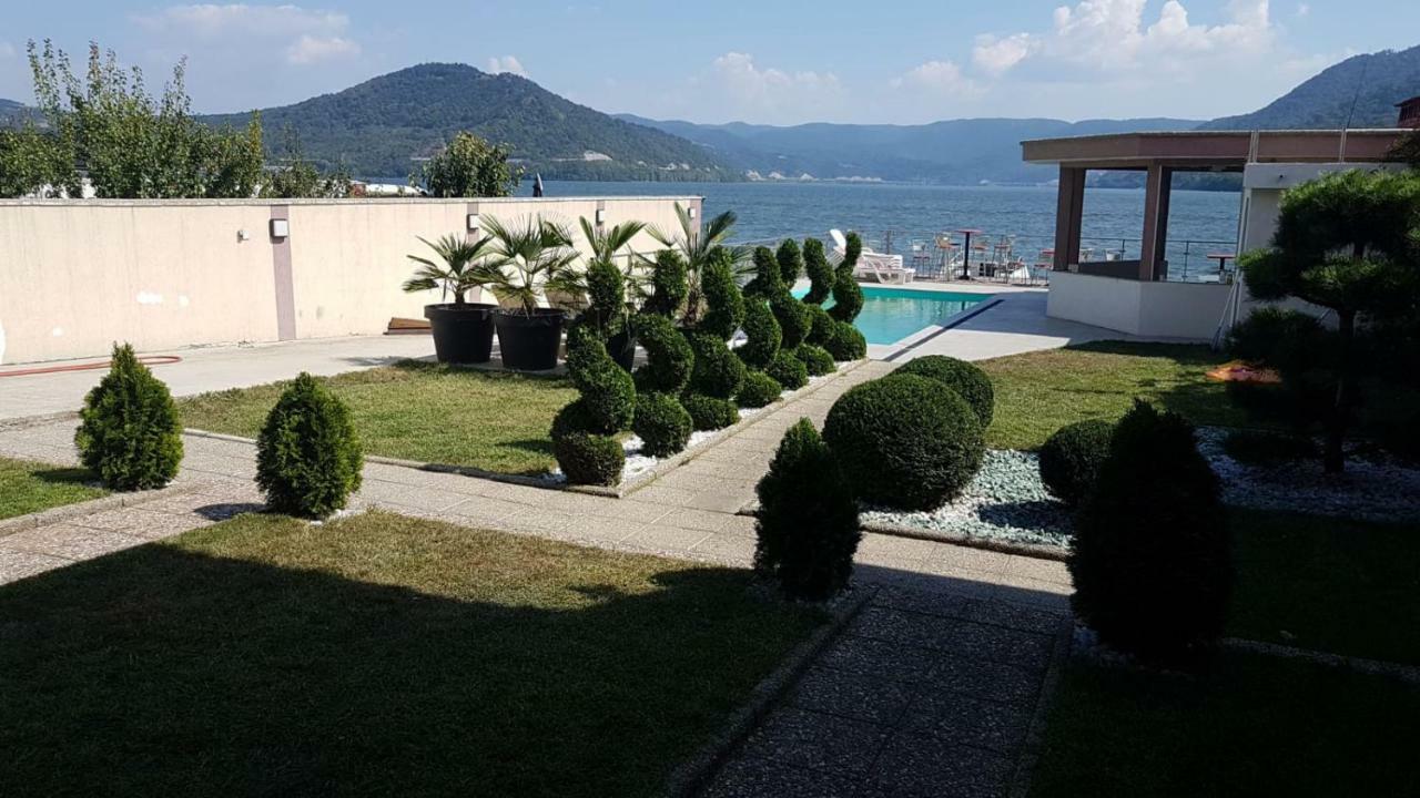 Casa Doma Orsova Otel Dış mekan fotoğraf