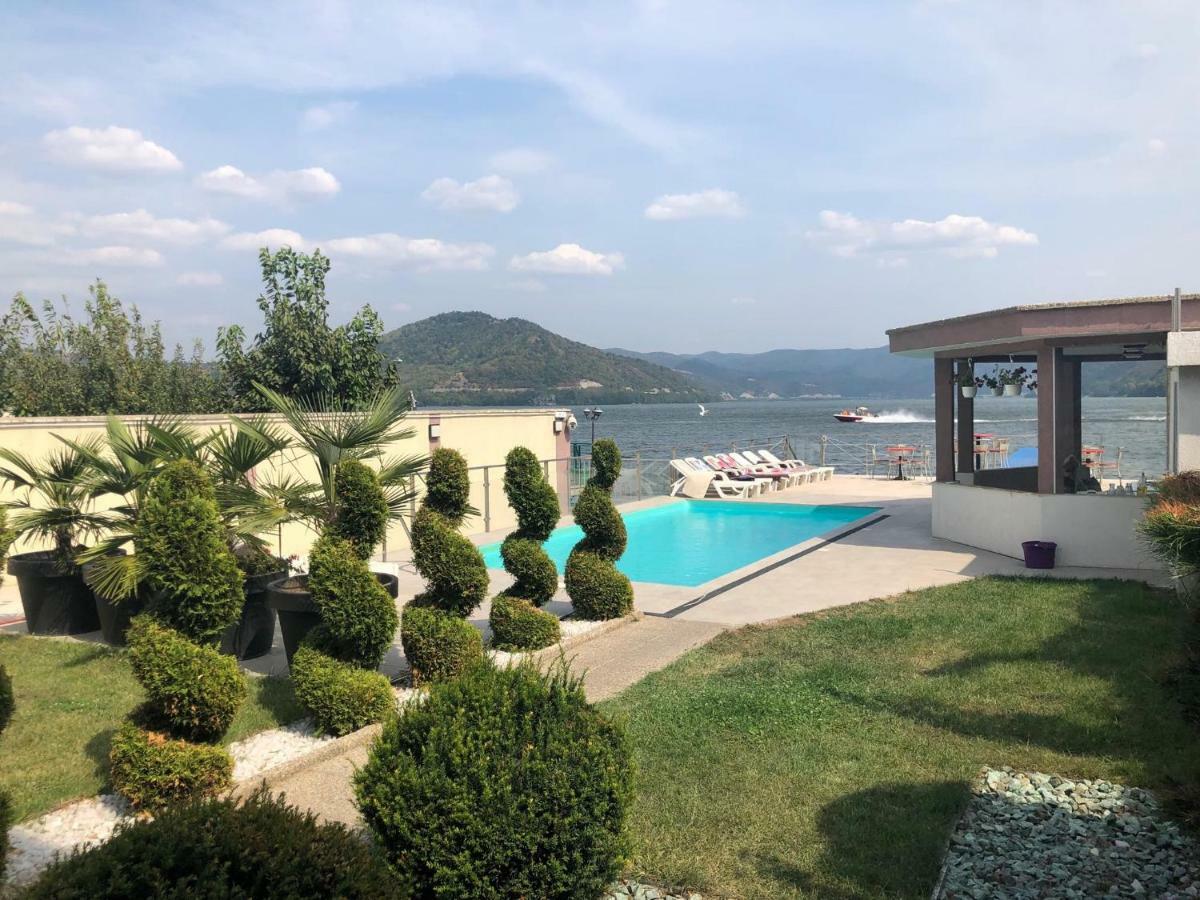 Casa Doma Orsova Otel Dış mekan fotoğraf